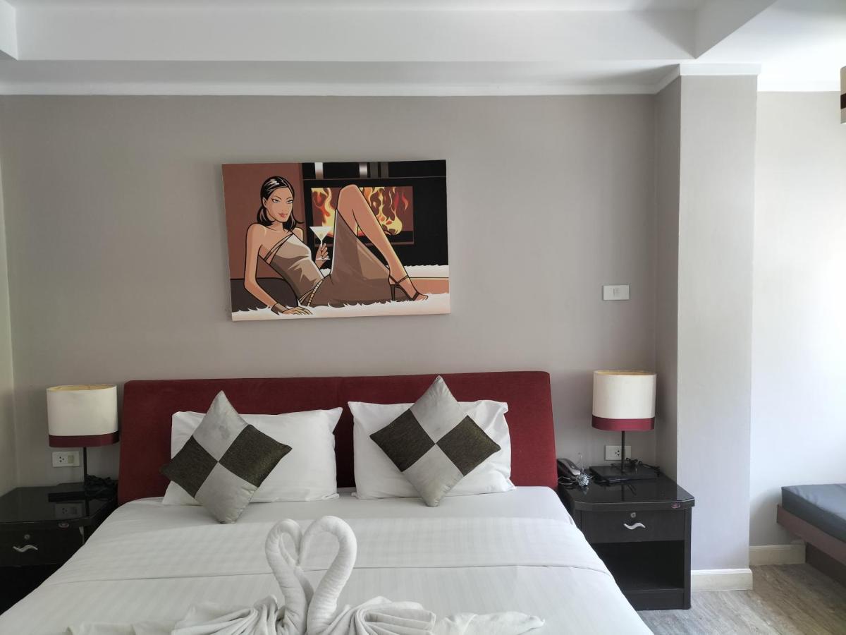 Kata Beach Studio Phuket Buitenkant foto