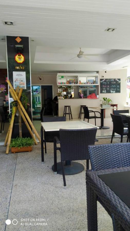 Kata Beach Studio Phuket Buitenkant foto